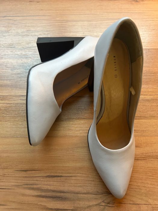 Mohito skórzane buty na obcasie czółenka szare błękitne R.36