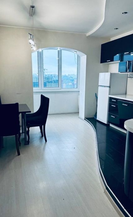 Довгострокова оренда 3х кімн кв,жк МЕГА СІТІ,Харківське шосе 19