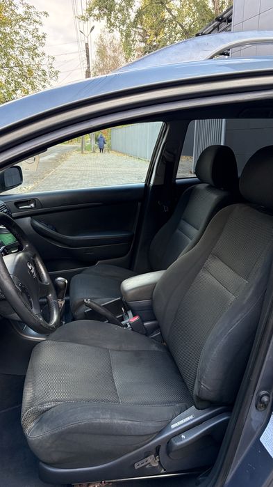 Toyota Avensis 2.0 дізель