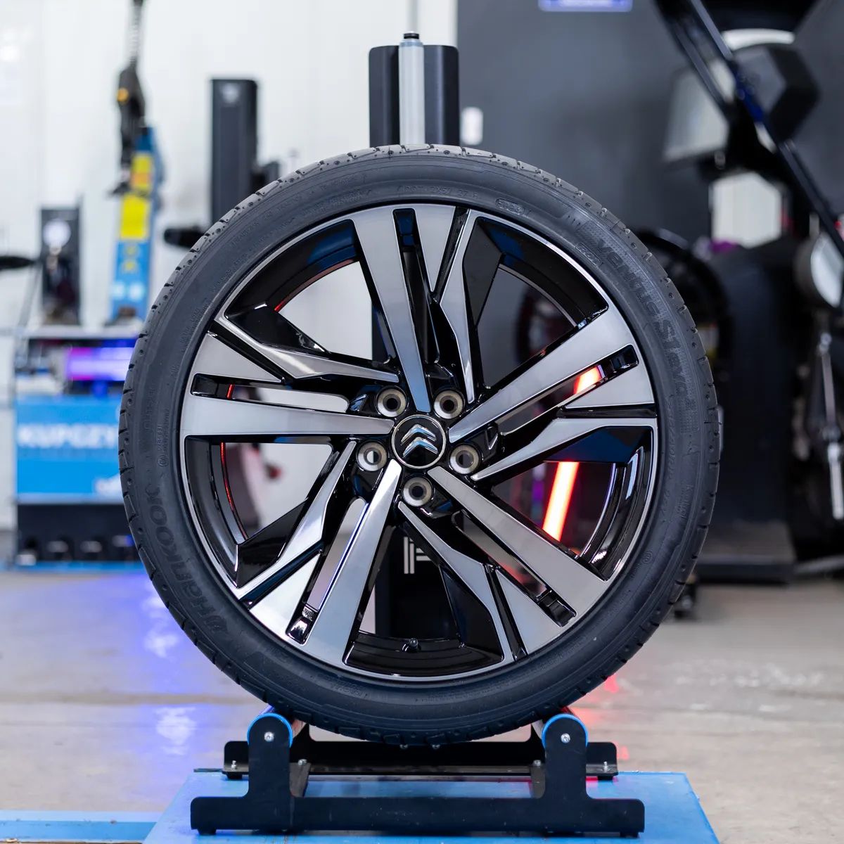NOWE ORYGINALNE Felgi Koła Citroen 19 DS4 DS7 DS9 C4 SpaceTourer C5 C6