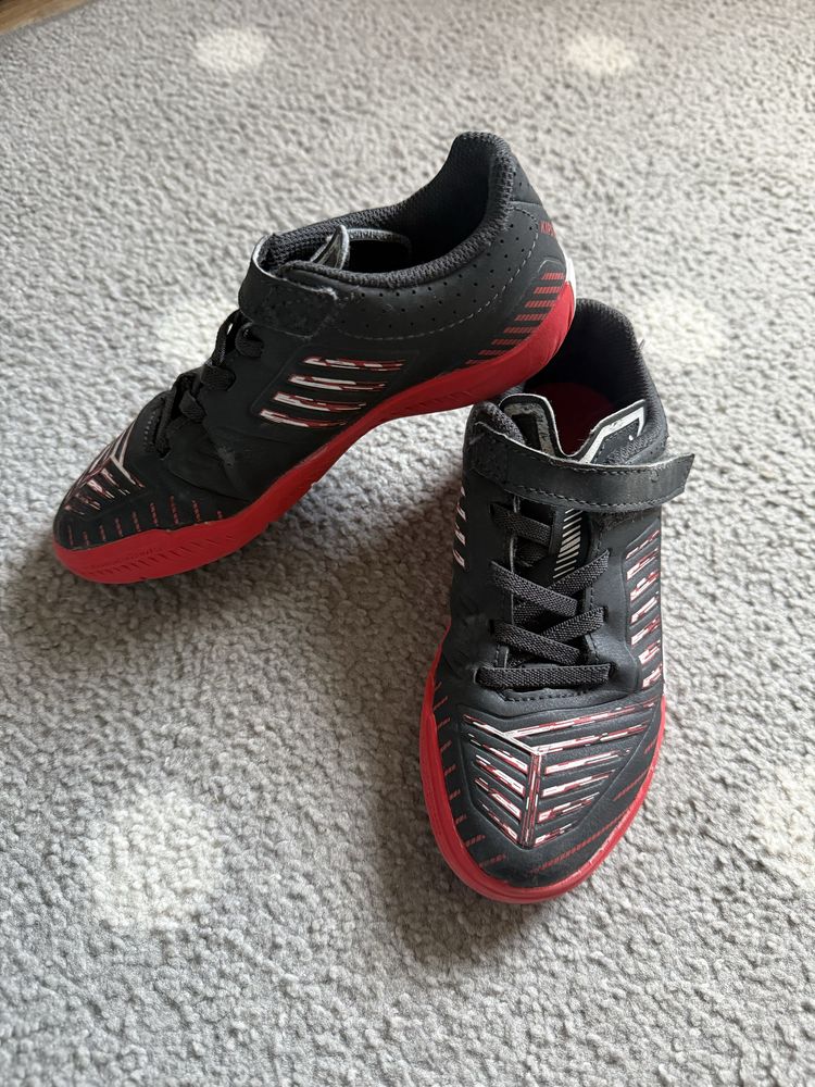 Buty sportowe halowe halówki Kipsta rzep