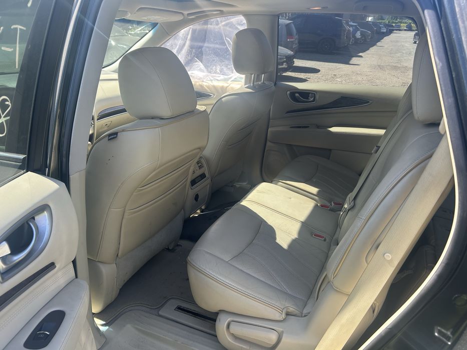 Продам Infiniti JX35 2013