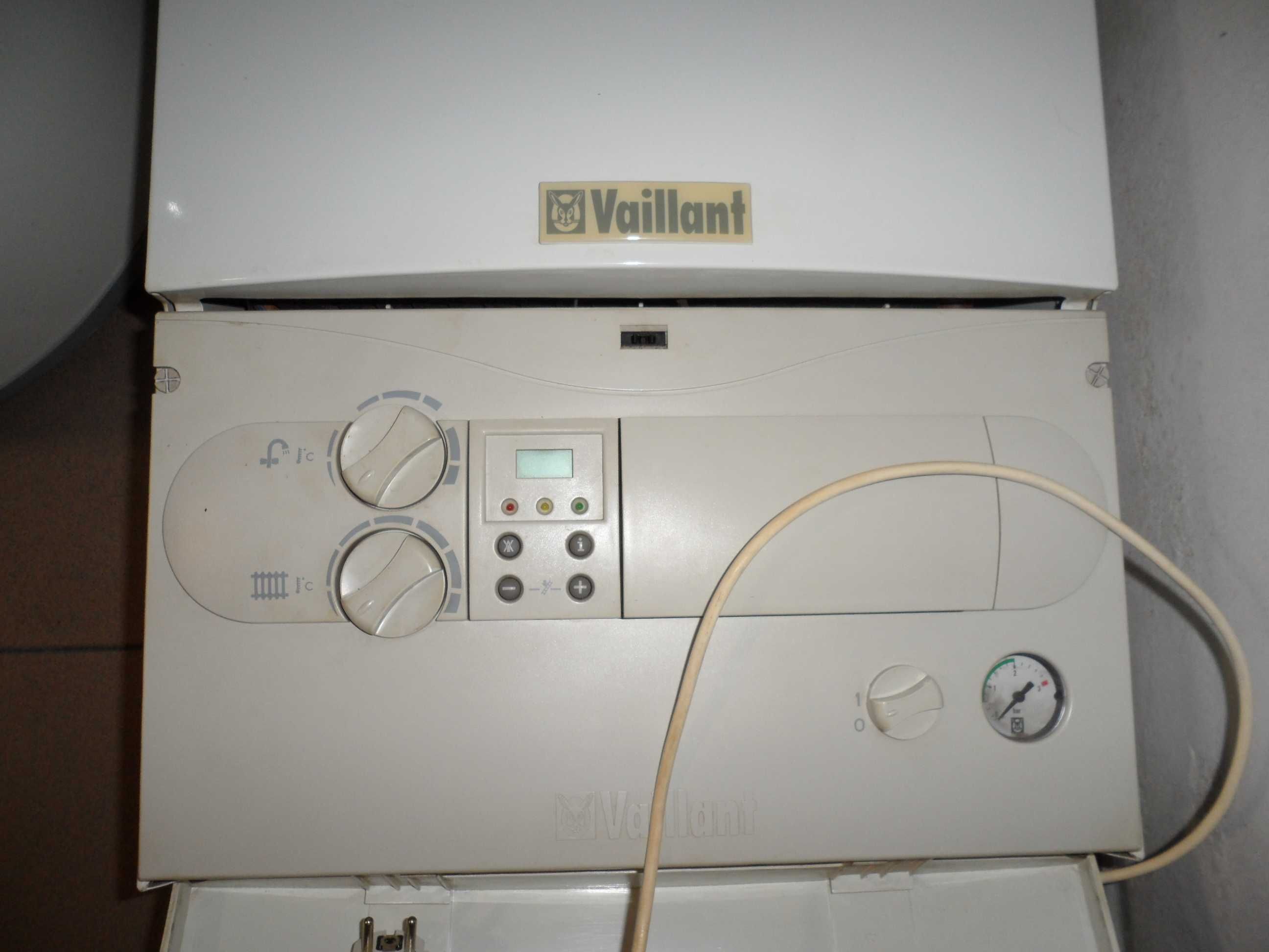kocioł-piec gazowy Vaillant 20 kW + zasobnik 120 l    cw i co