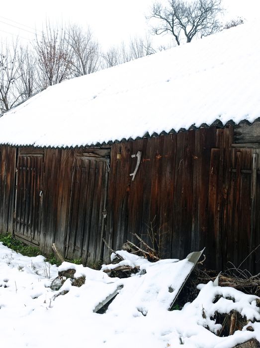 Невеликий будинок під дачу в селі Буди.