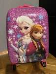 Продам детский чемодан Frozen в отличном состоянии