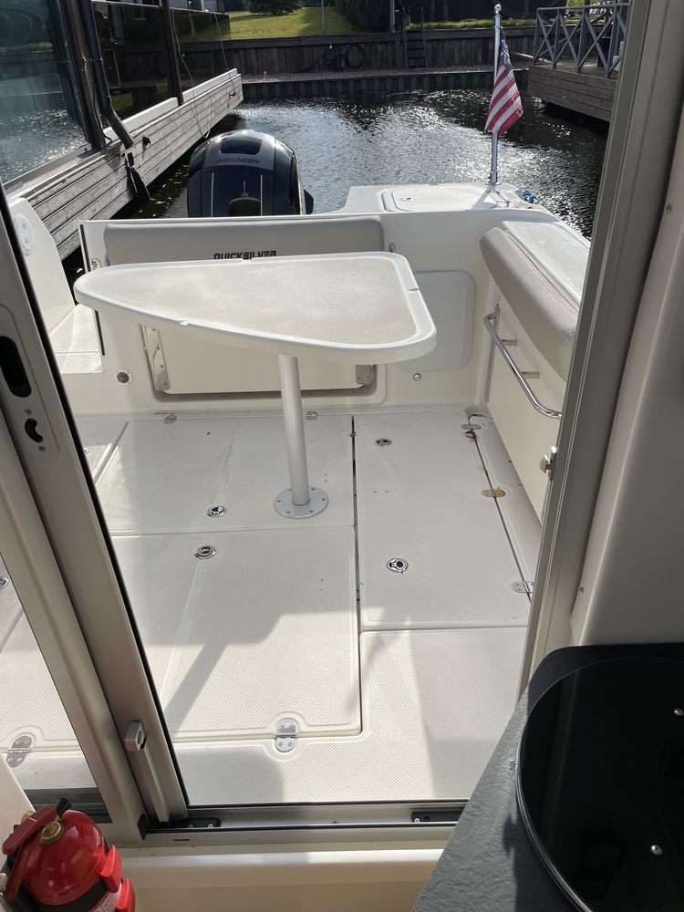 Катер Quicksilver 675 Pilothouse