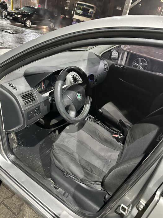 Продам Skoda Fabia mk1 1.2 12V HTP