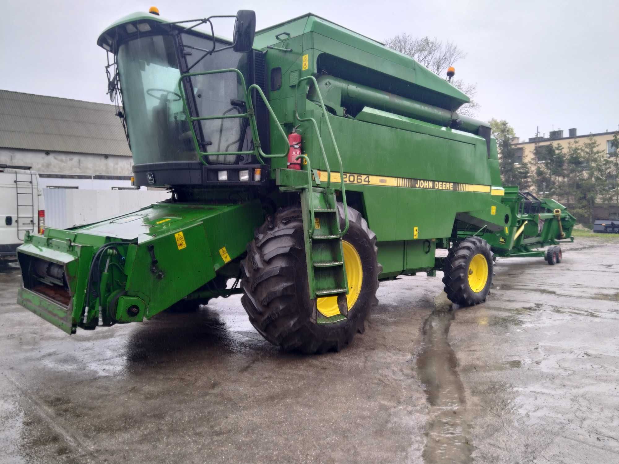 John Deere 2064    1995     3000/3900 mtg