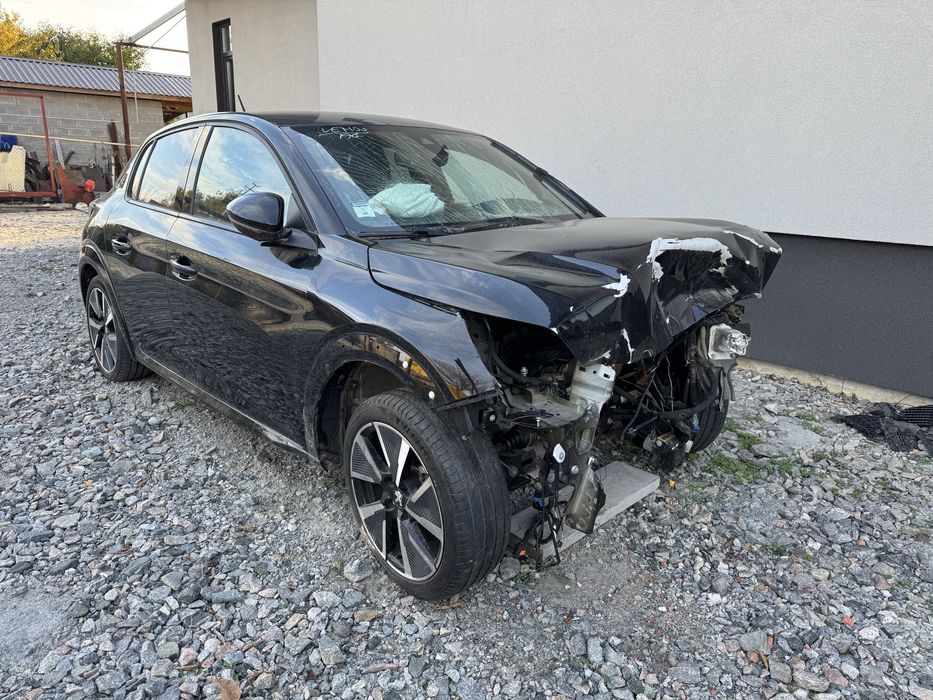 Peugeot e-208 GT 2022