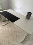 Biurko IKEA 80x180 – białe, solidne, nowoczesne – 150 zł
