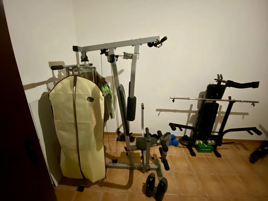 Máquina Multifunções de Musculação