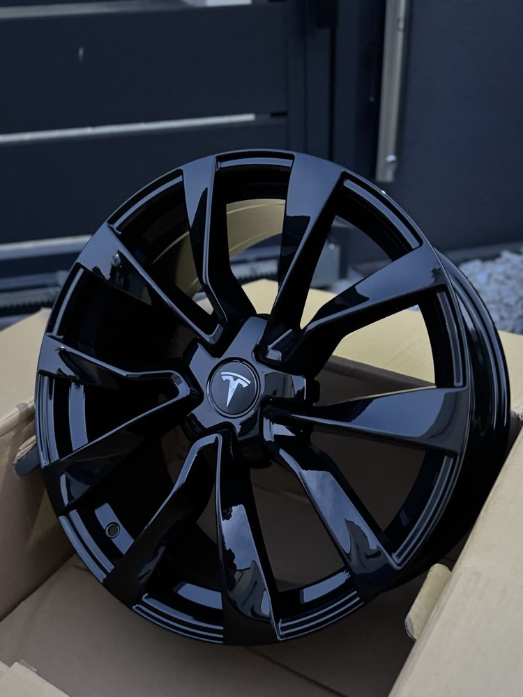 Диски Нові TESLA R19/5/114,3 Model 3 Model Y . В Наявності .