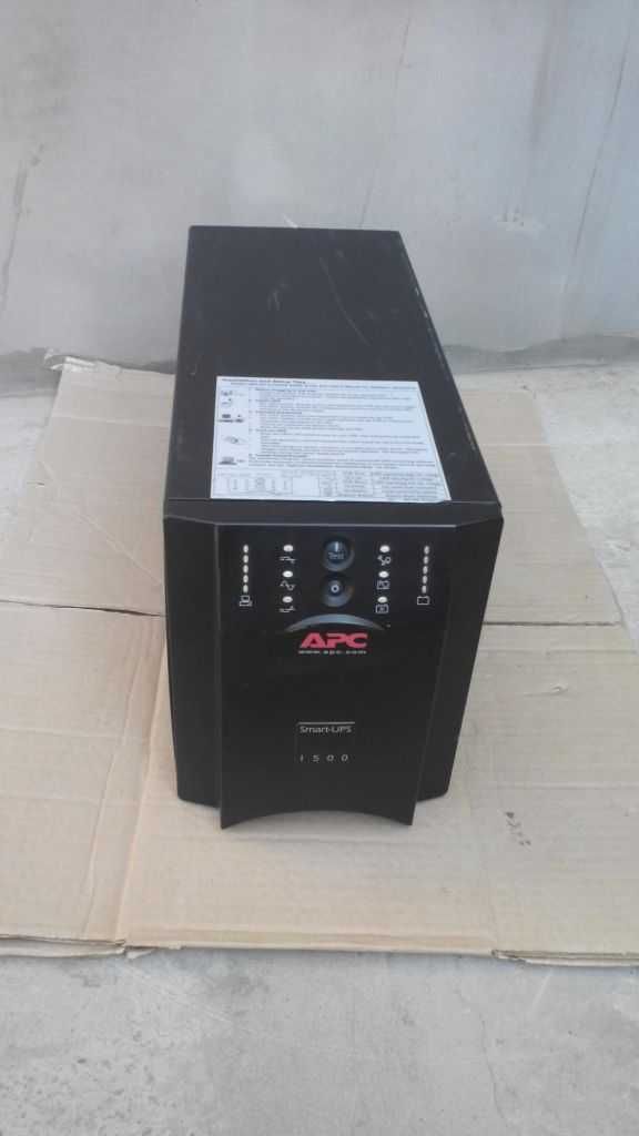 Источник бесперебойного питания ДБЖ ИБП APC 1500