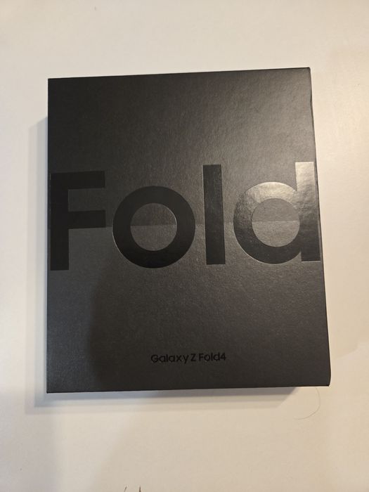 Sprzedam Samsunga Galaxy Z Fold 4