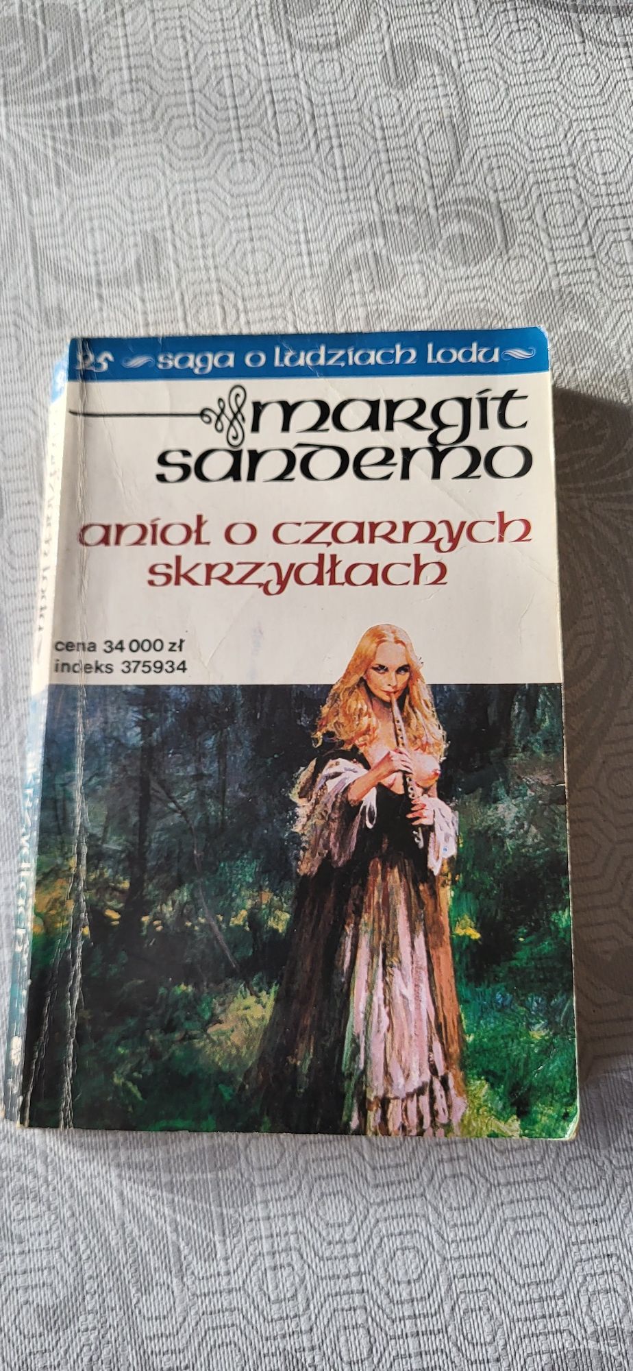 Anioł o czarnych skrzydłach saga o ludziach lodu 25 Margit Sandemo