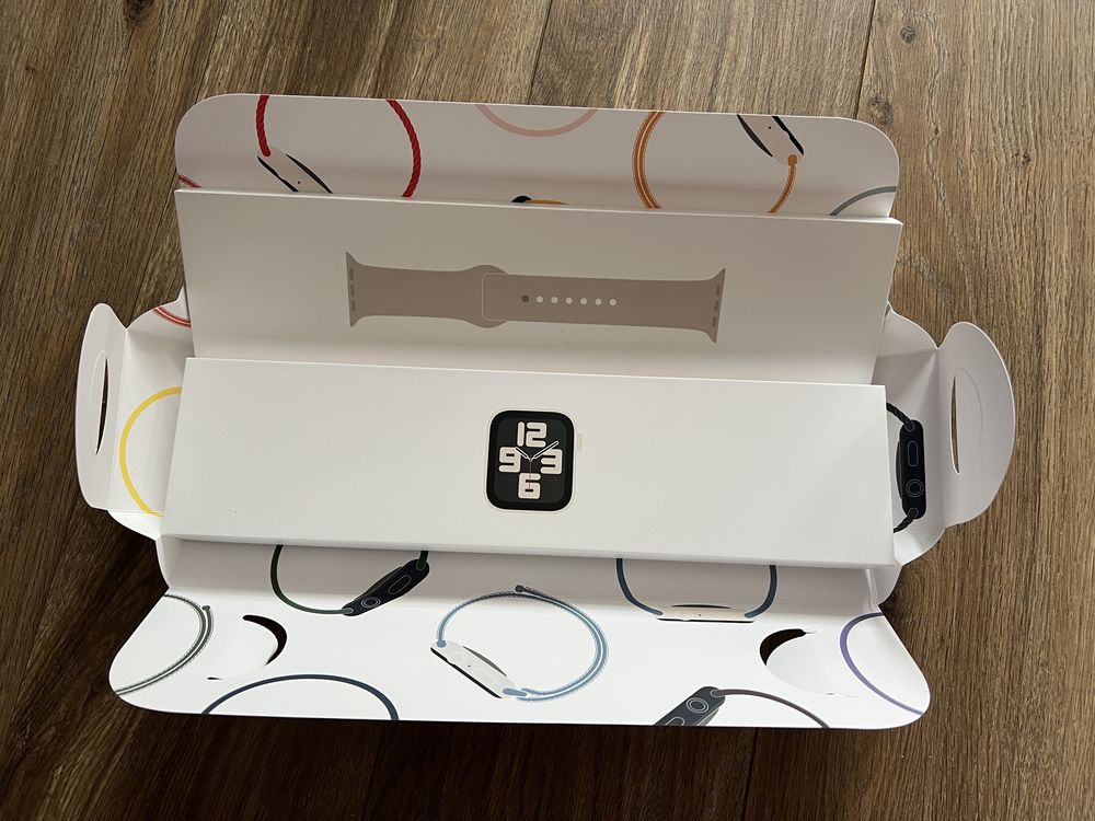 Apple Watch SE 2 40mm Star Alu GPS