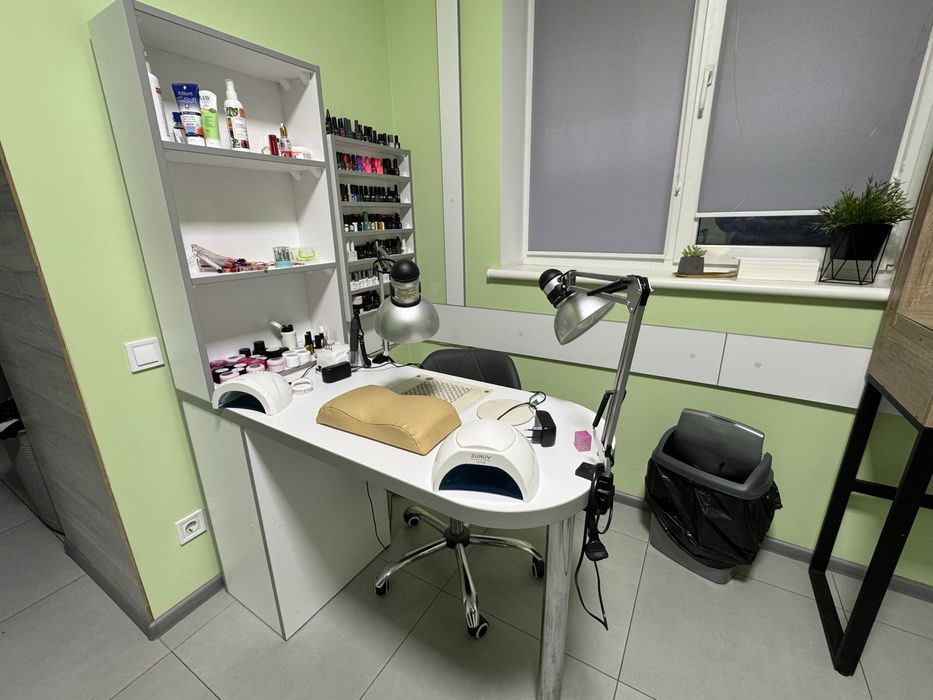 Стіл манікюрний з витяжкою для манікюра Teri turbo