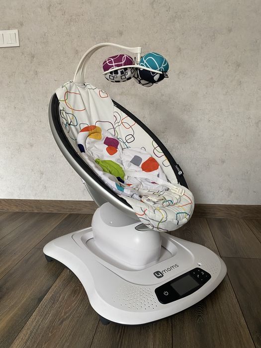 Крісло-гойдалка 4MOMS mamaRoo 4.0 Plush