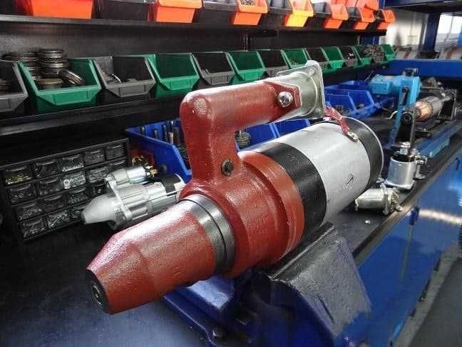 Rozrusznik alternator IFA IM11 fortschritt koparka nobas ifron T-174