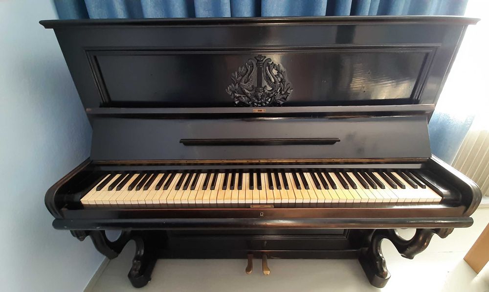Sprzedam pianino