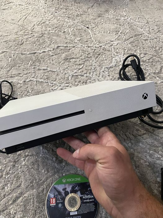 Xbox One S 1 TB !