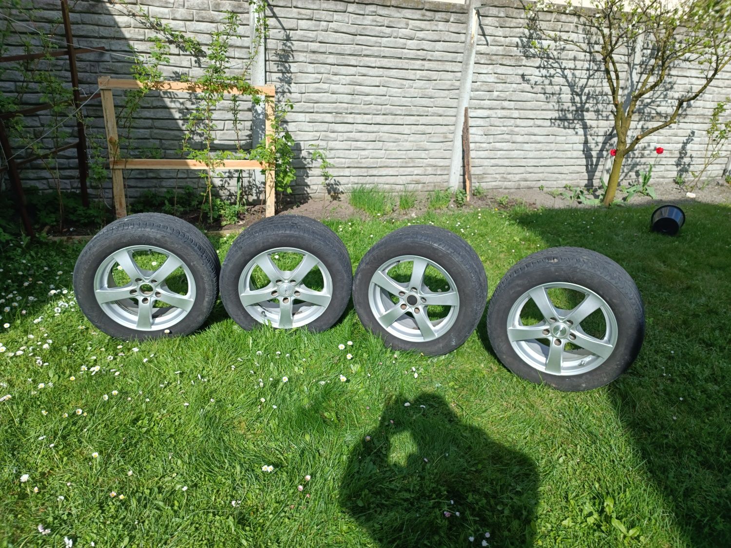 Koła letnie VW Seat 215/55/R16 komplet