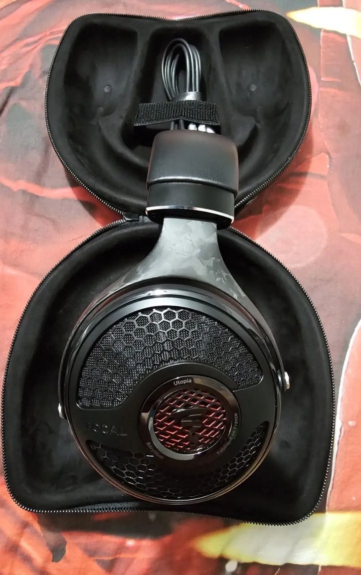 Focal utopia 2022 w komplecie kabel Sensibility Silver Statement