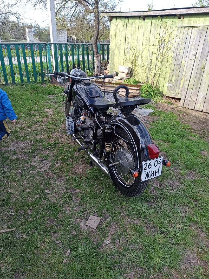 Мотоцикл к 750,Днепр 12