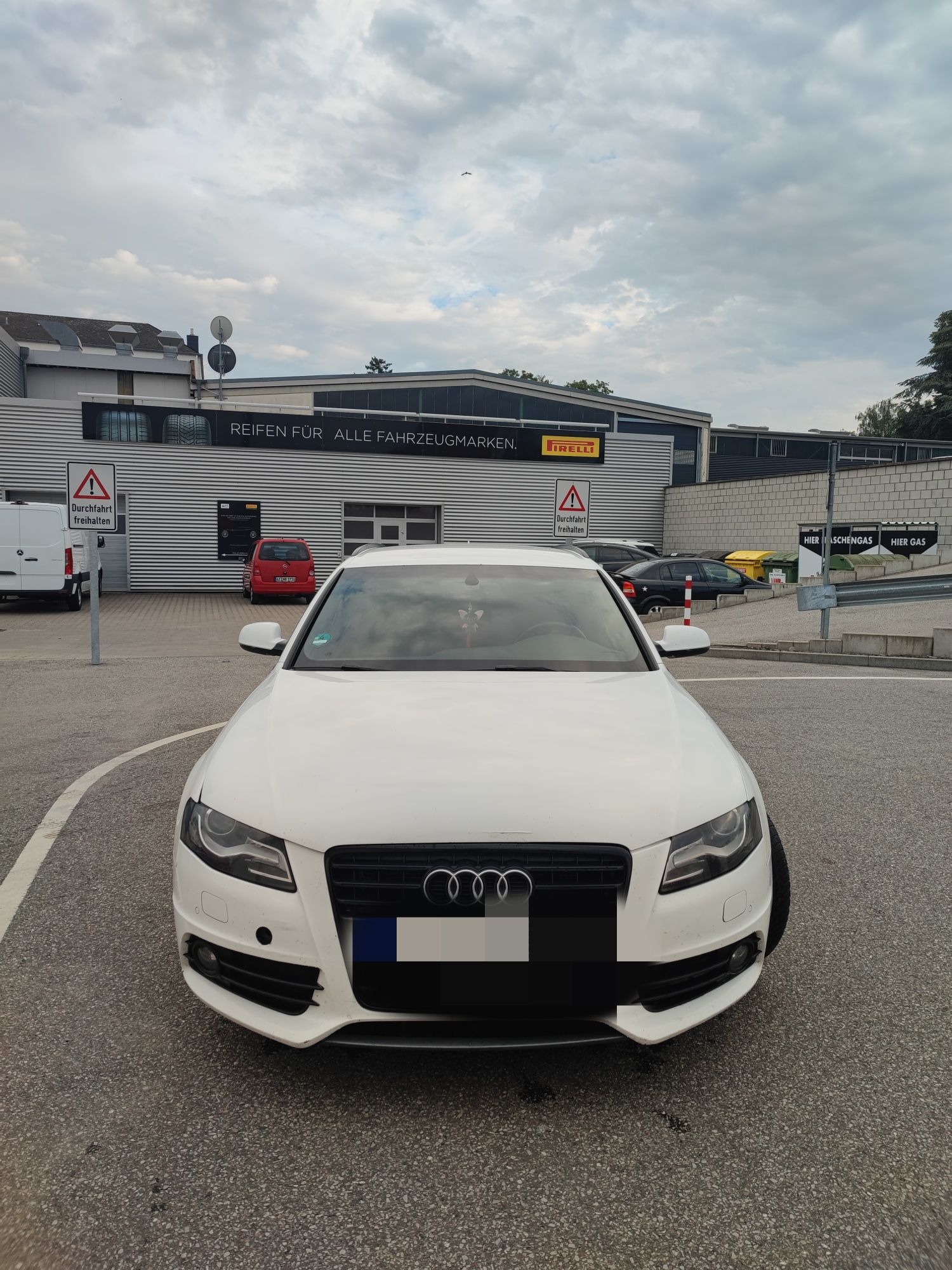 Audi A4 B8 S-Line 2.7 TDI 2010 automatic