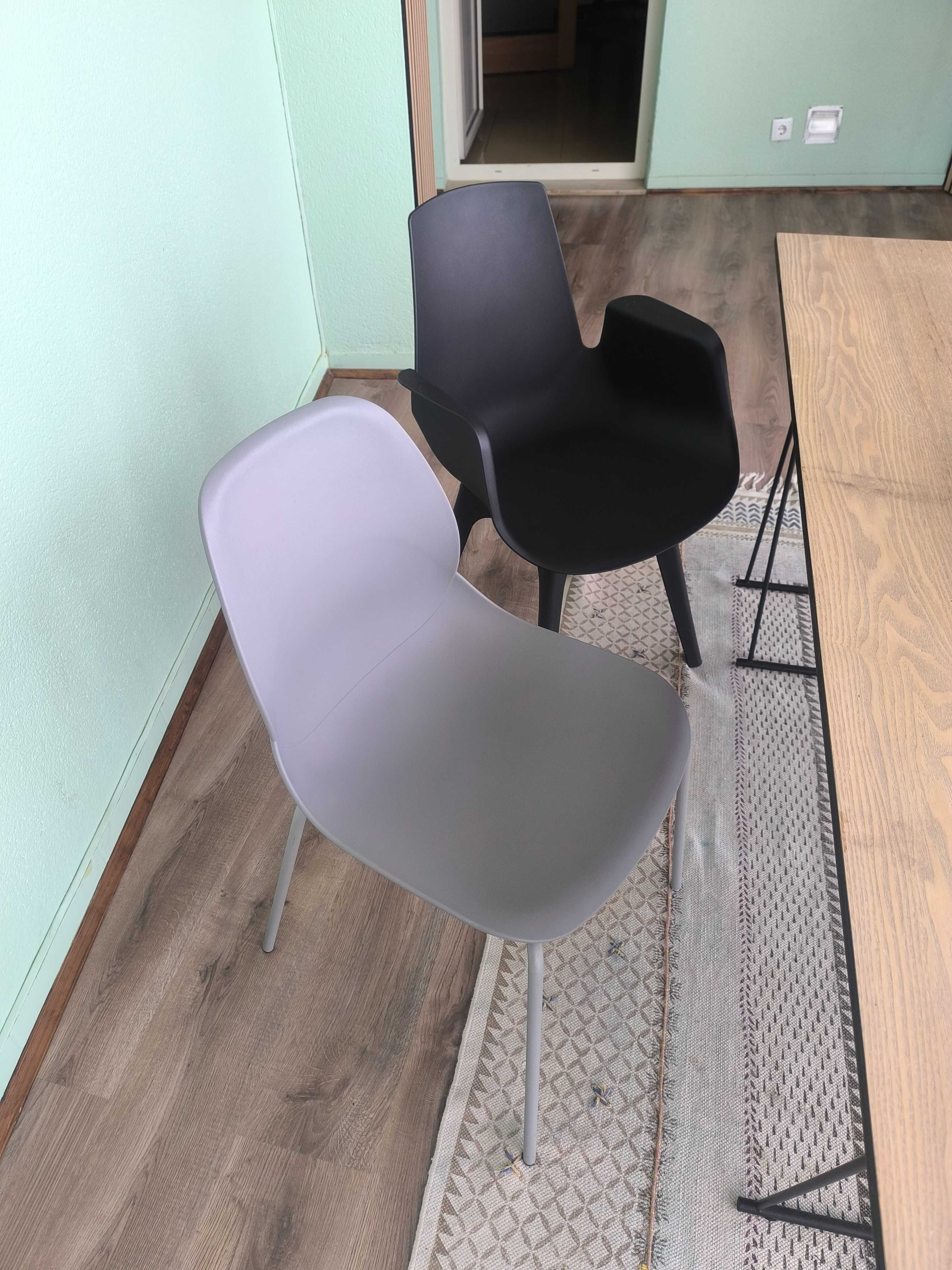 Conjunto de Mesa de Jantar com 4 cadeiras