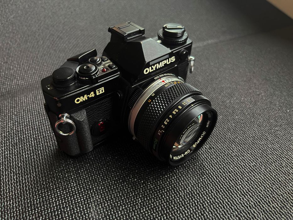 Olympus OM-4 Ti + Zuiko 50mm f/1.4 (última versão multicoated)