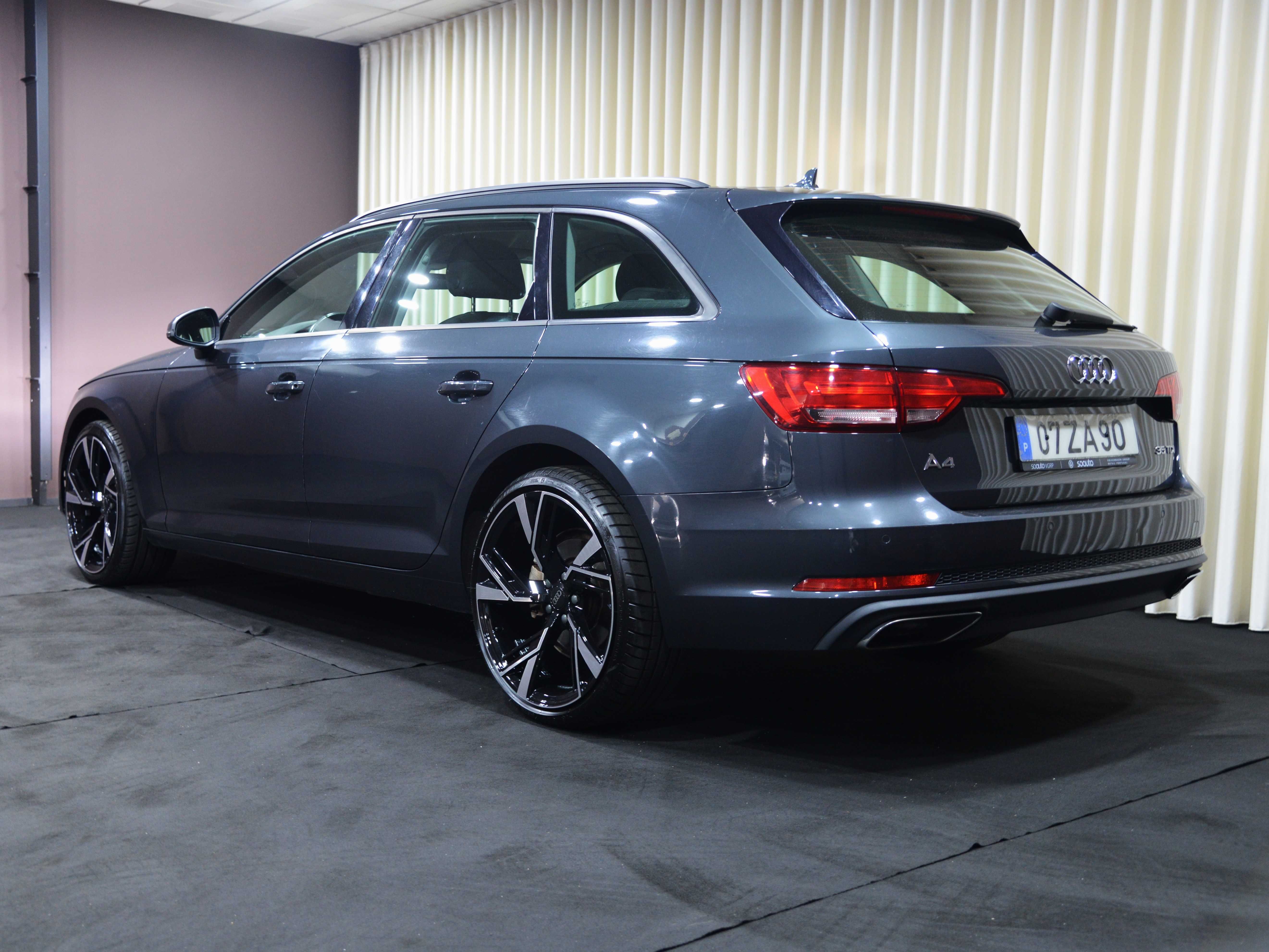 AUDI A4 AVANT 2.0 35 TDi S tronic