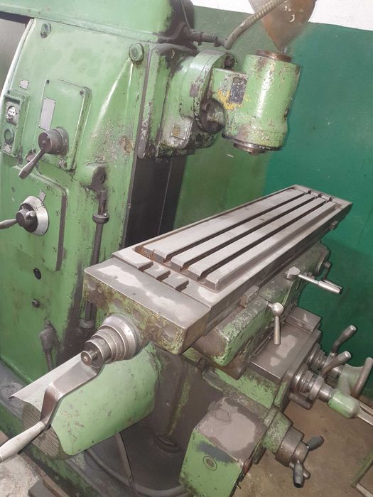 Frezarka uniwersalna Fwd 25