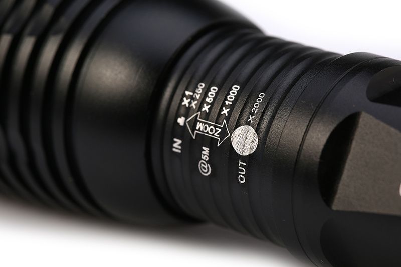 Lanterna de 3800 Lumens CREE XM-L L2 LED com Zoom