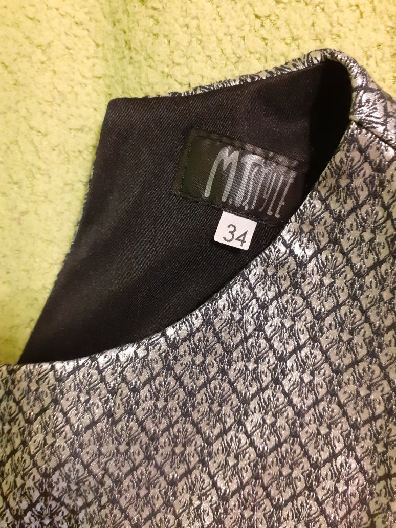 Elegancka sukienka srebrna 34 jak nowa