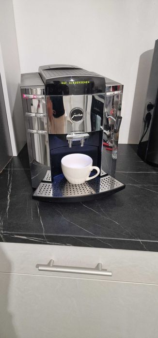 Ekspres JURA F9 chrom super stan...