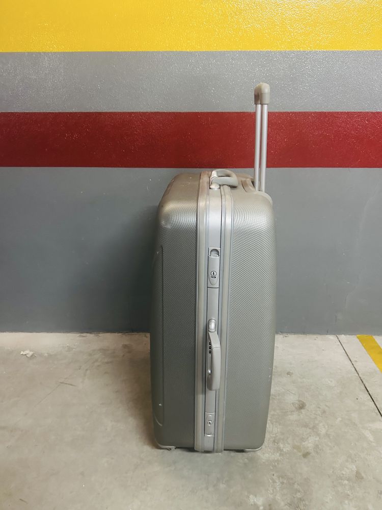 Mala Trolley viagem Benetton