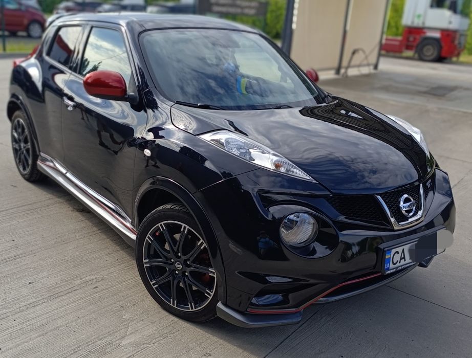 Nissan juke nismo rs один з небагатьох на ринку в даній комплектації