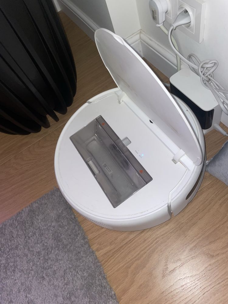 Mi Robot Vacuum-Mop Essential stan dobry