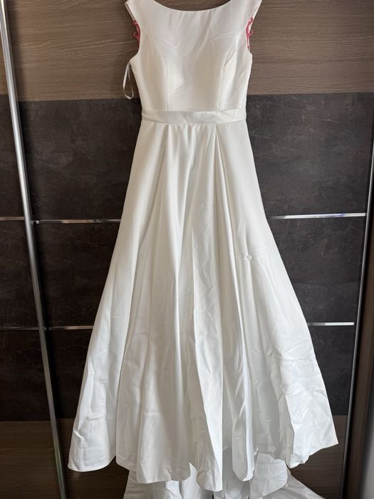 Весільна сукня нова