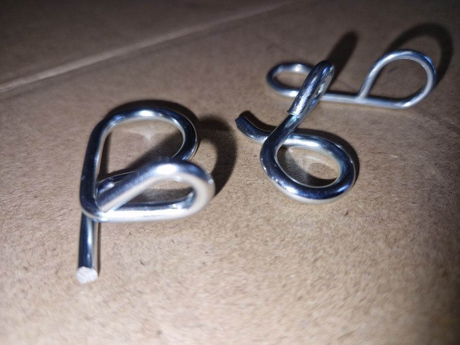 Nowy kpl przelotki linek blotnika pod lampa wsk 125 175 pl