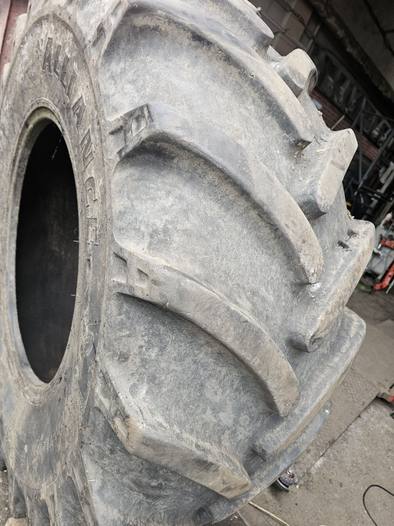 620/70R30 Alianze IMP A-570 Pojedyncza 39mm