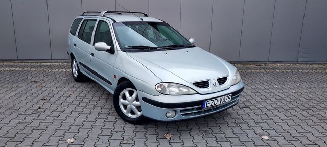 Sprzedam Renault Megane 1.6 16v