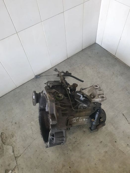 SKRZYNIA BIEGÓW VW GOLF IV 1,6 ERT