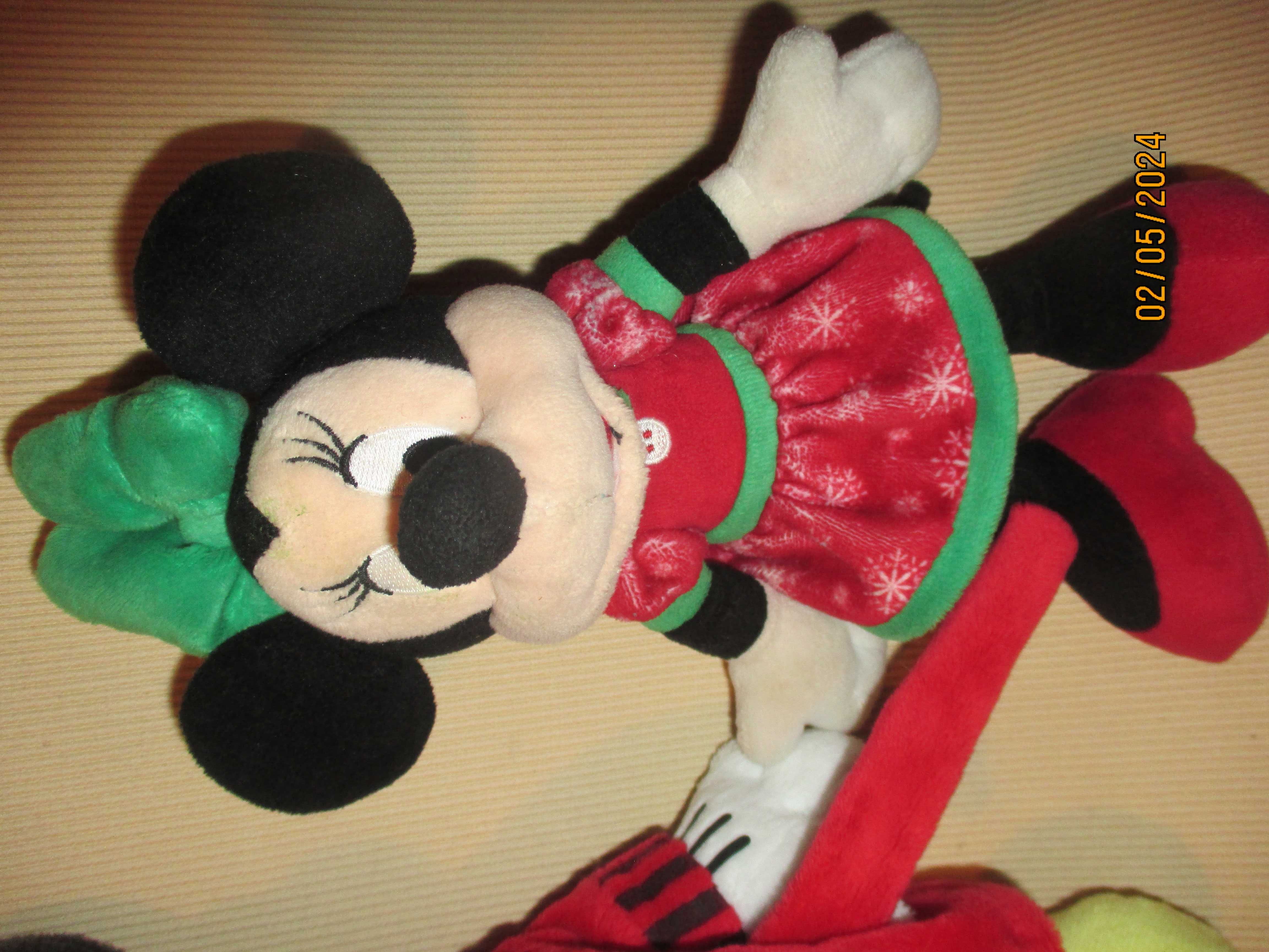 Peluches - 1 Mickey e 2 Minnies