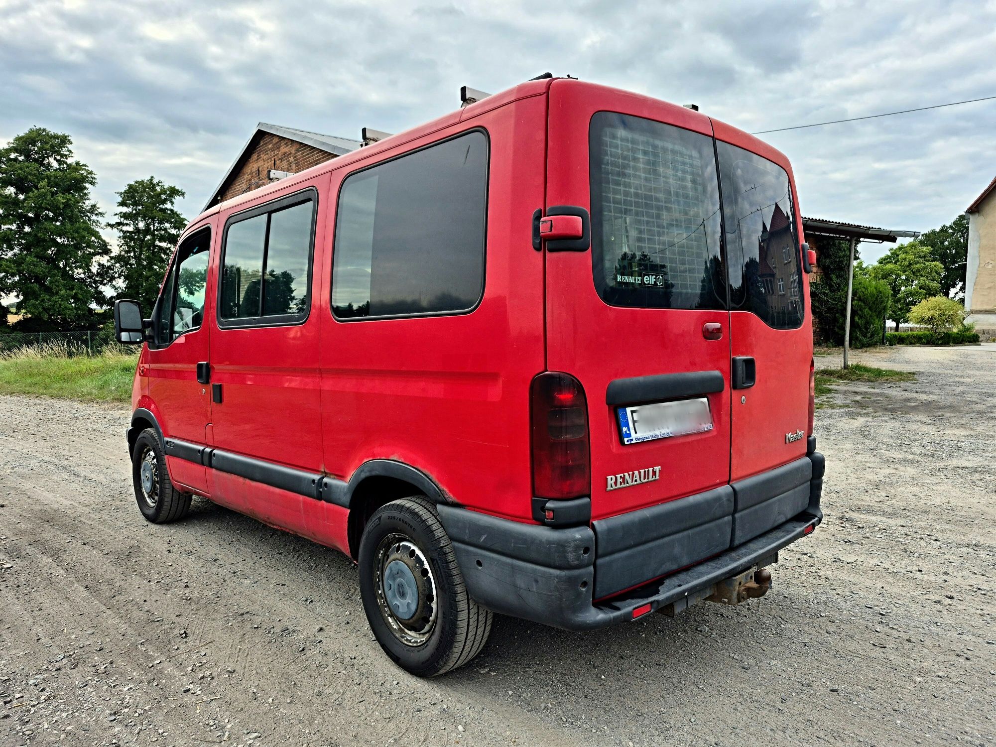 Renault Master Osobowy 9 Osób. 2.5TurboD. Oszklony. Nowy Rozrząd. HAK