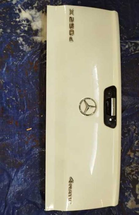 mercedes x клас W470 кришка багажника борт
