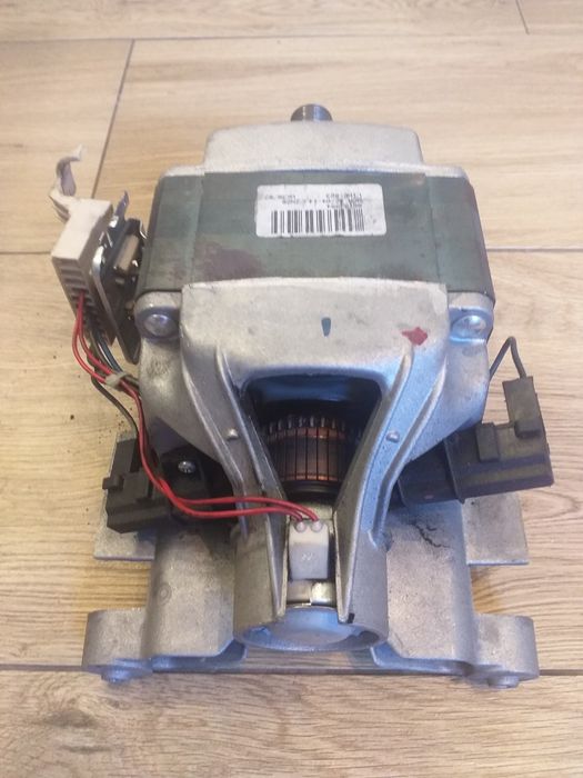 Silnik napędzający do pralki Electrolux EWS 10610 W / 12610 W