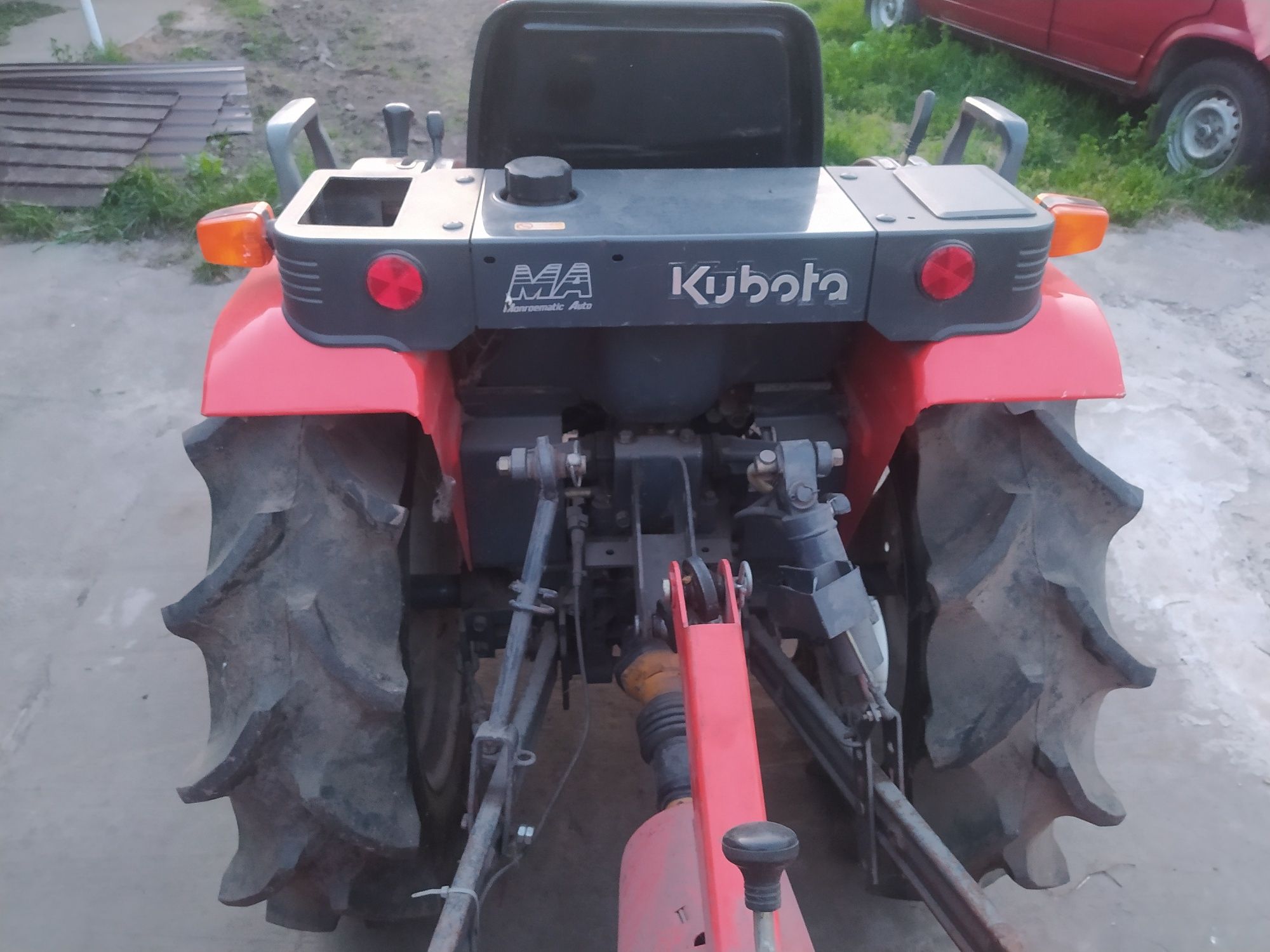 Продам трактор Kubota, Японія, в гарному стані,.