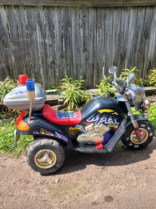 Дитячий електромотоцикл